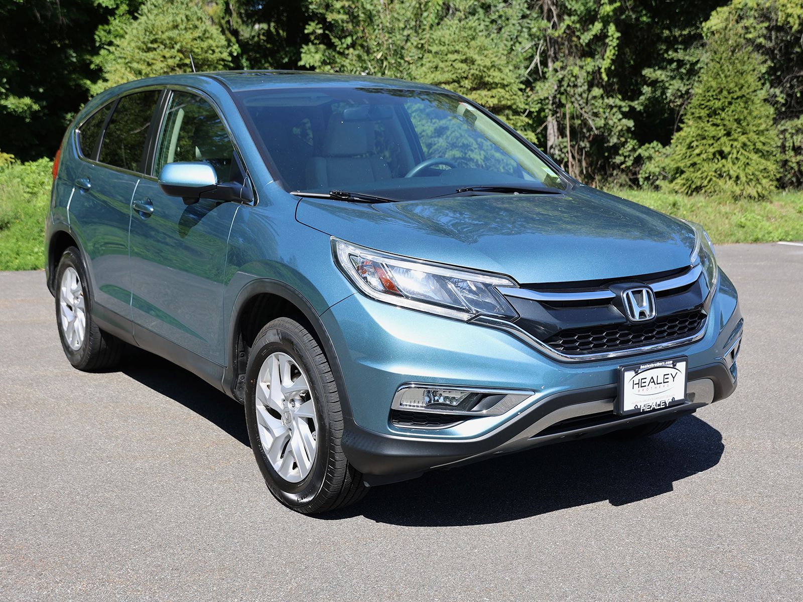 Photo view of 2015 Honda CR-V in Blue