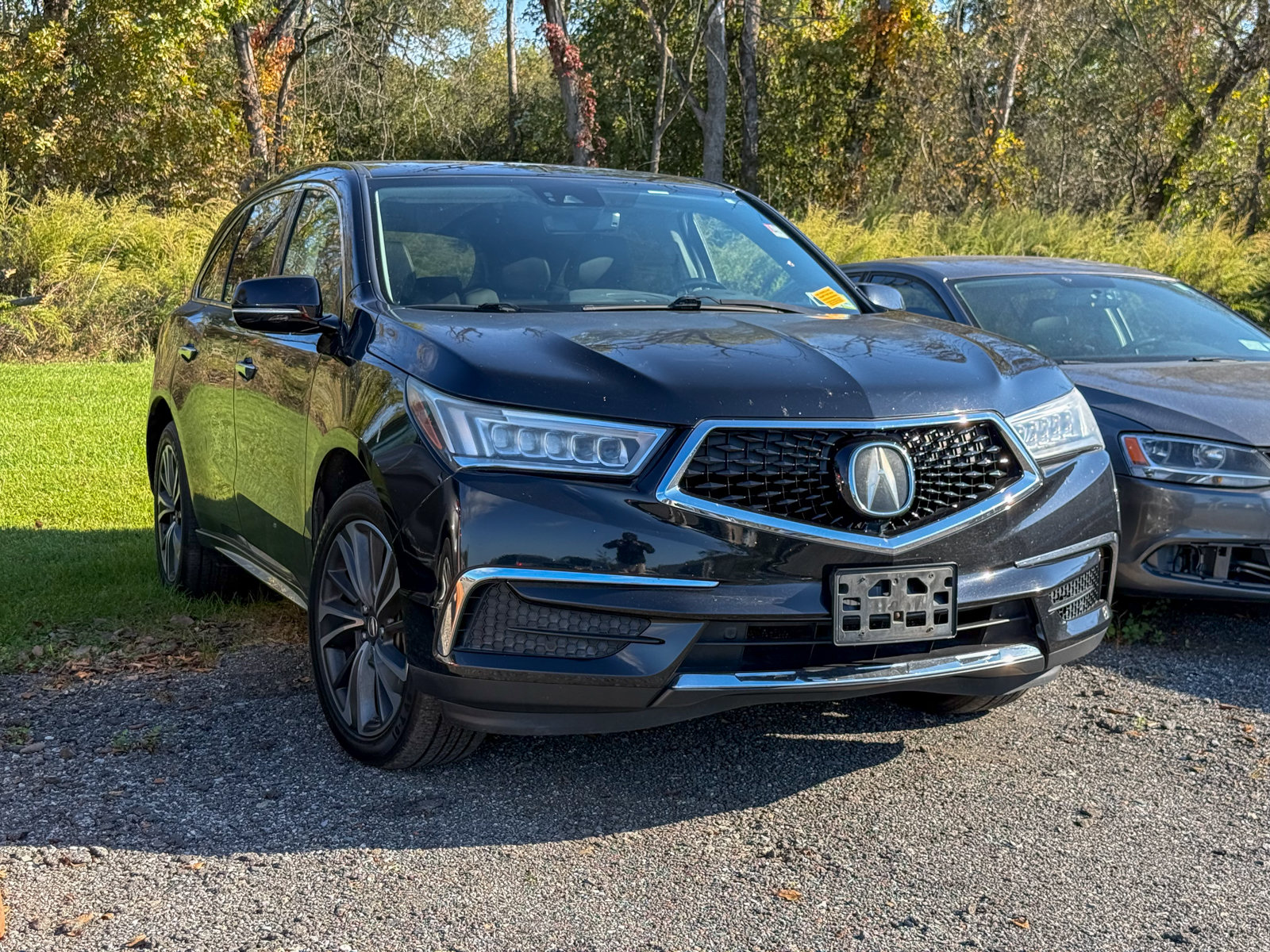 Photo view of 2019 Acura MDX in Black