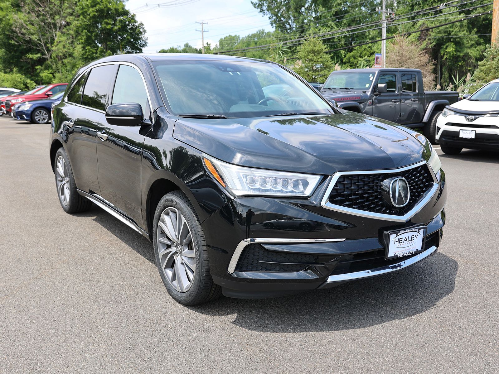 Photo view of 2018 Acura MDX in Black