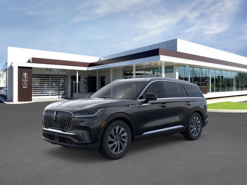 Photo view of 2026 Lincoln Aviator in Black