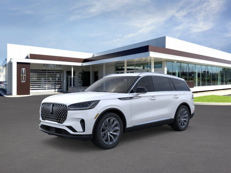 Photo view of 2026 Lincoln Aviator in White