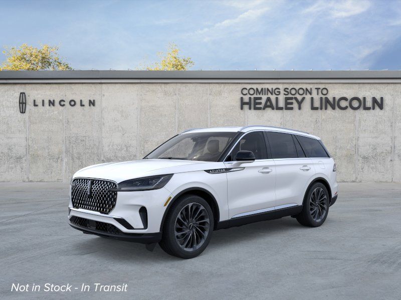 Photo view of 2026 Lincoln Aviator in White