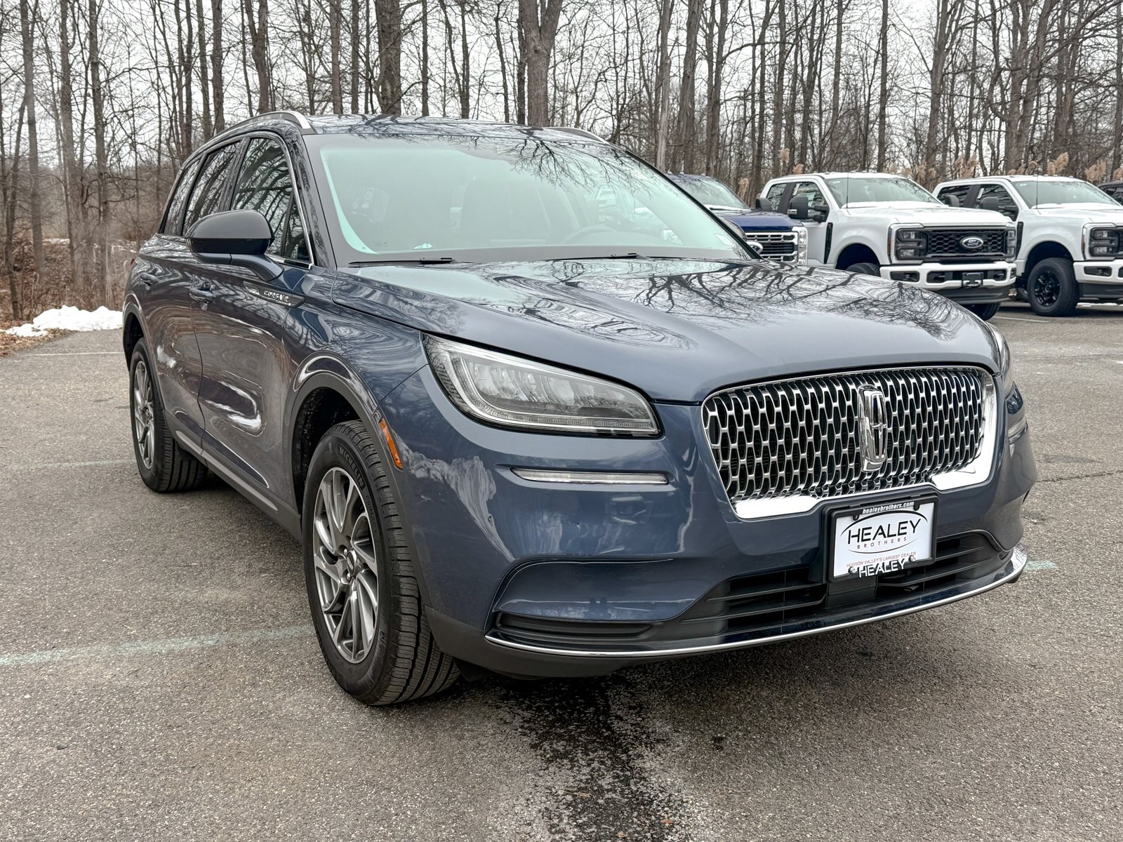 Photo view of 2022 Lincoln Corsair in Blue