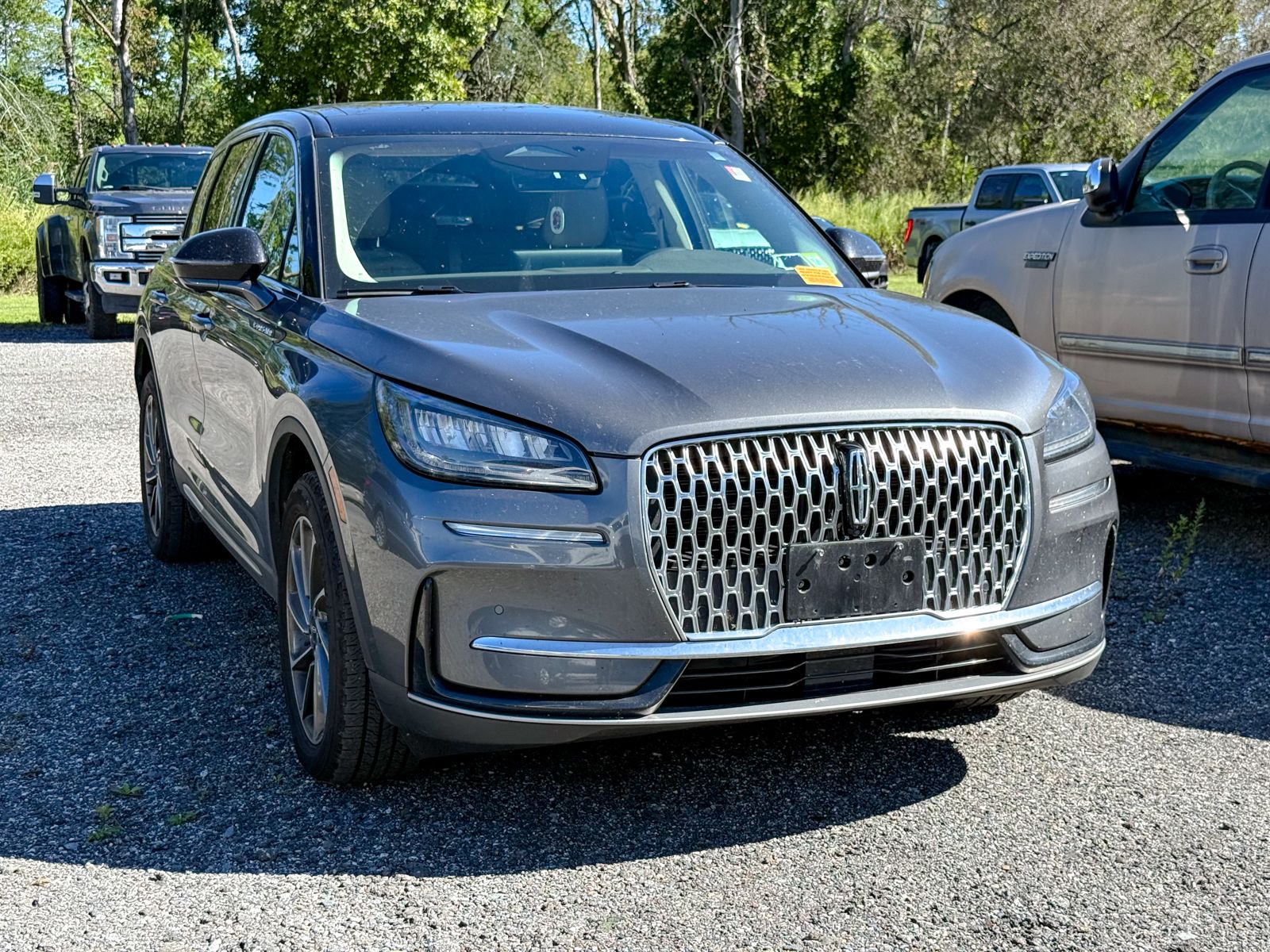 Photo view of 2023 Lincoln Corsair in Gray