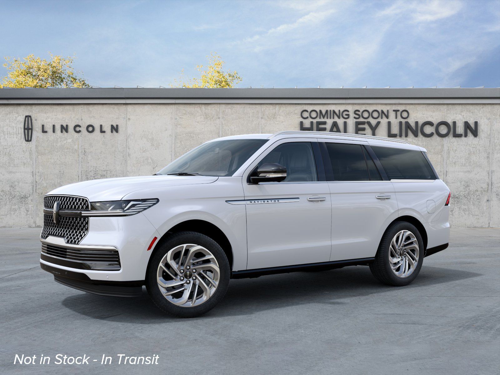 Photo view of 2027 Lincoln Navigator in White
