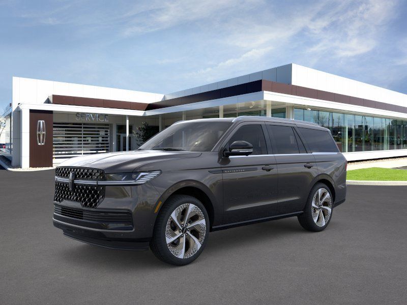 Photo view of 2026 Lincoln Navigator in Gray