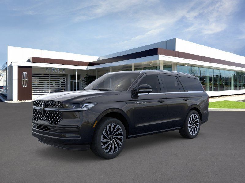 Photo view of 2026 Lincoln Navigator in Black