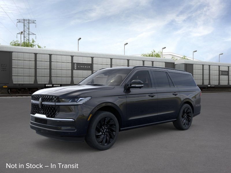 Photo view of 2026 Lincoln Navigator in Black