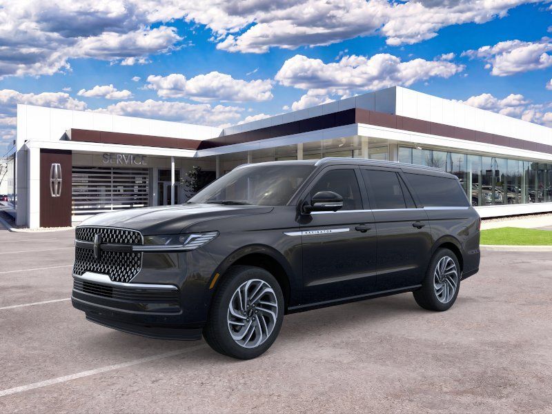 Photo view of 2026 Lincoln Navigator in Black