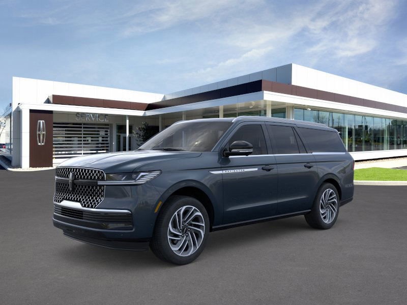 Photo view of 2026 Lincoln Navigator in Blue