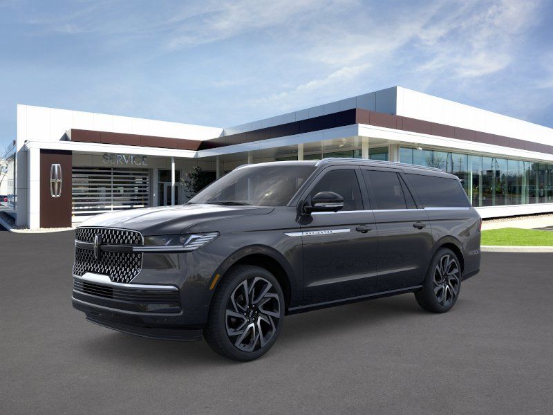 Photo view of 2026 Lincoln Navigator in Gray