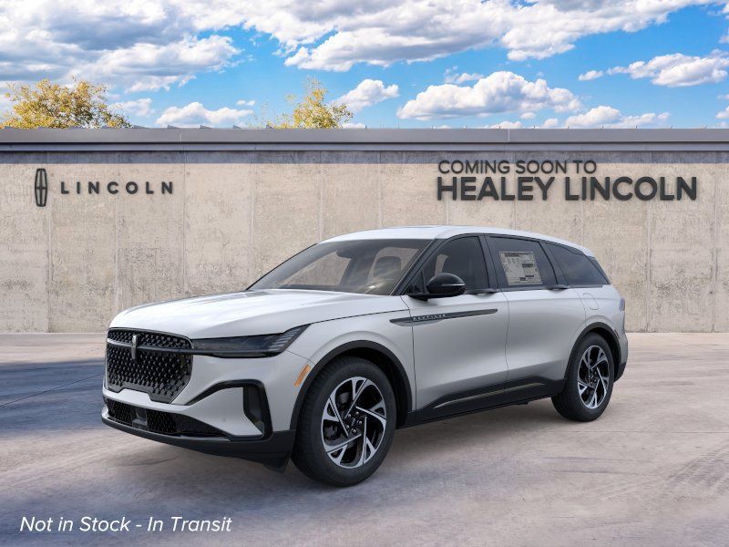 Photo view of 2026 Lincoln Nautilus in Silver