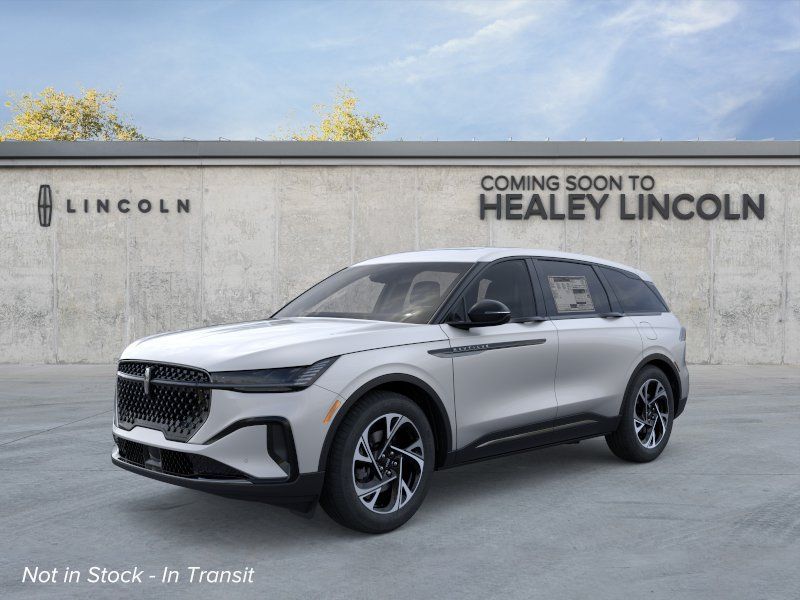 Photo view of 2026 Lincoln Nautilus in Silver