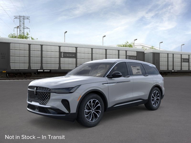 Photo view of 2026 Lincoln Nautilus in Gray
