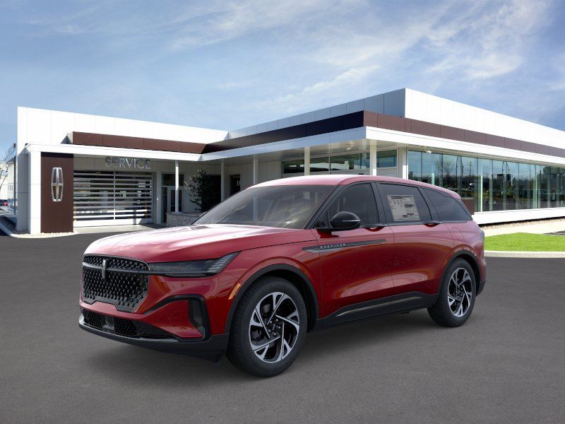 Photo view of 2026 Lincoln Nautilus in Red