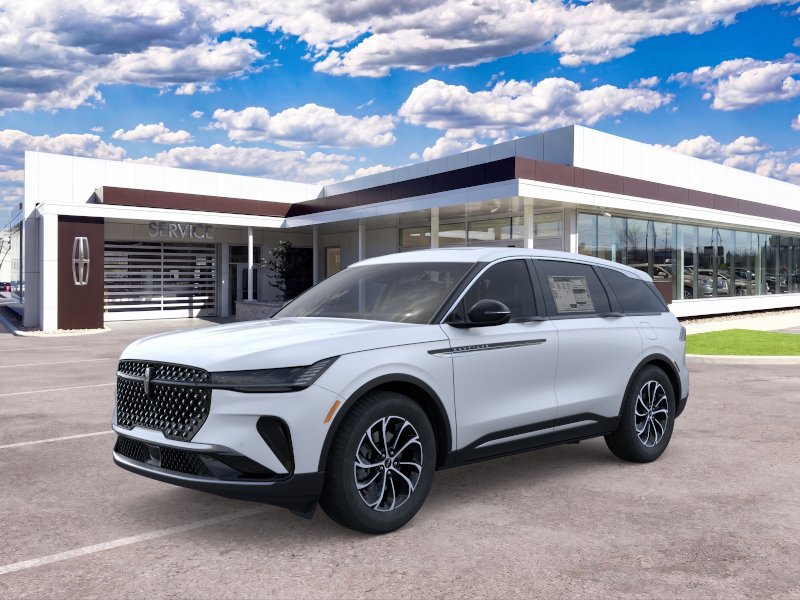 Photo view of 2026 Lincoln Nautilus in White