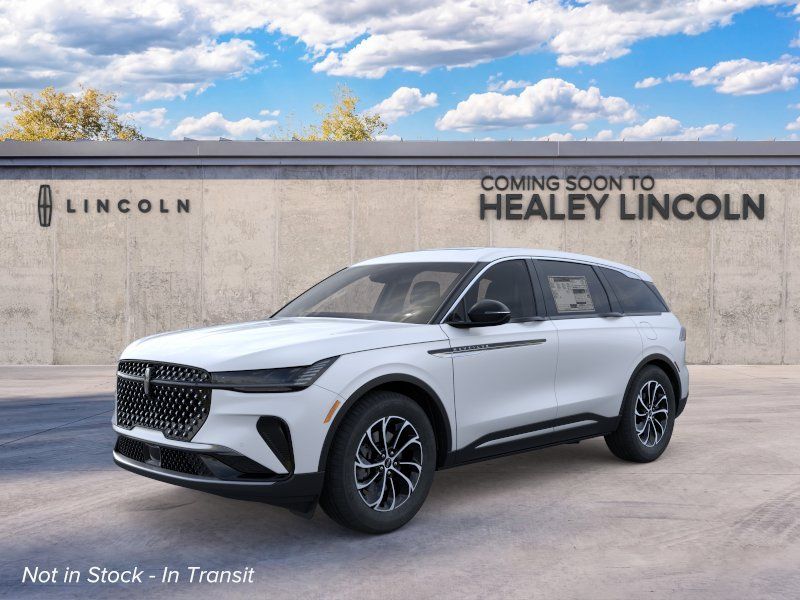 Photo view of 2026 Lincoln Nautilus in White