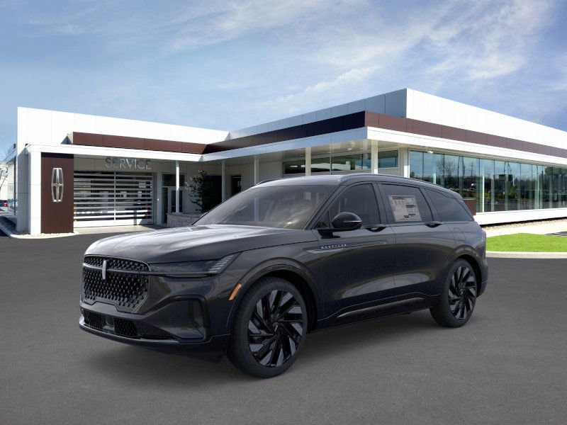 Photo view of 2026 Lincoln Nautilus in Black