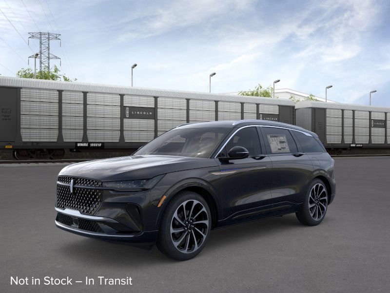 Photo view of 2026 Lincoln Nautilus in Black
