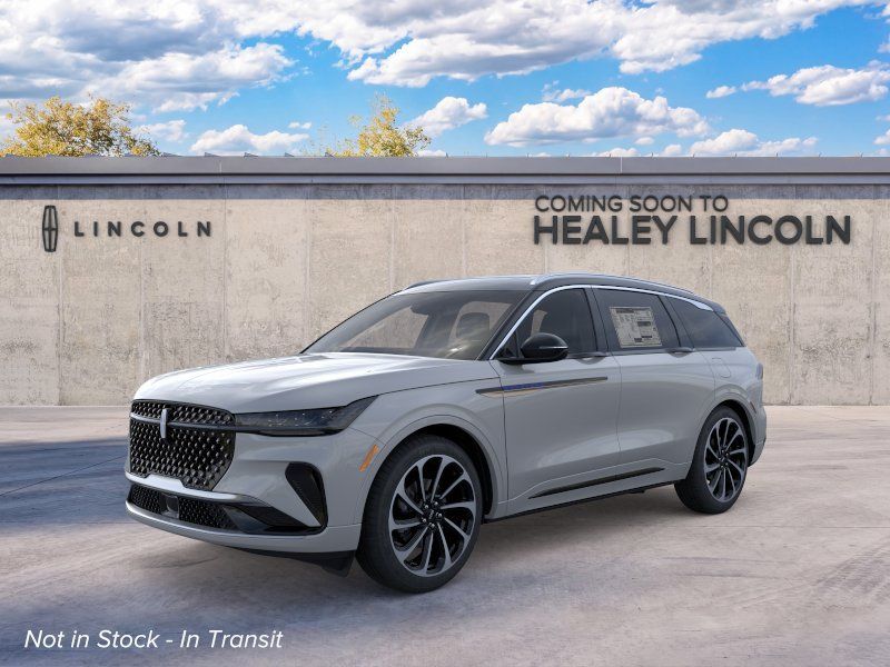 Photo view of 2026 Lincoln Nautilus in Gray