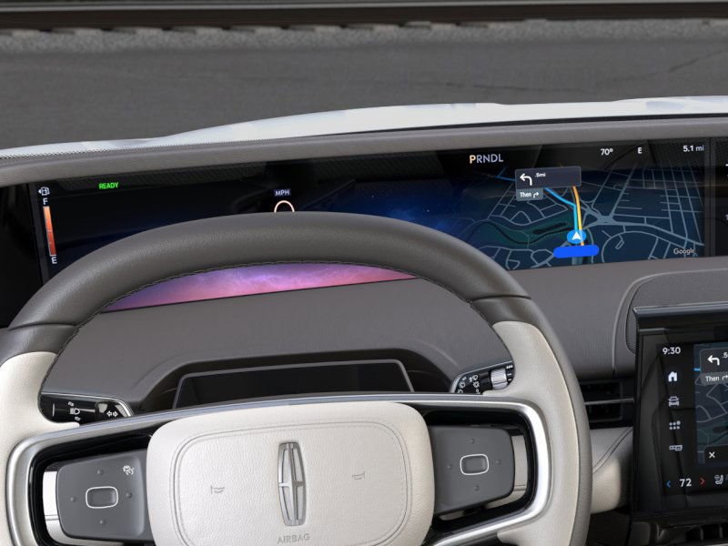 Photo view of 2026 Lincoln Nautilus in White