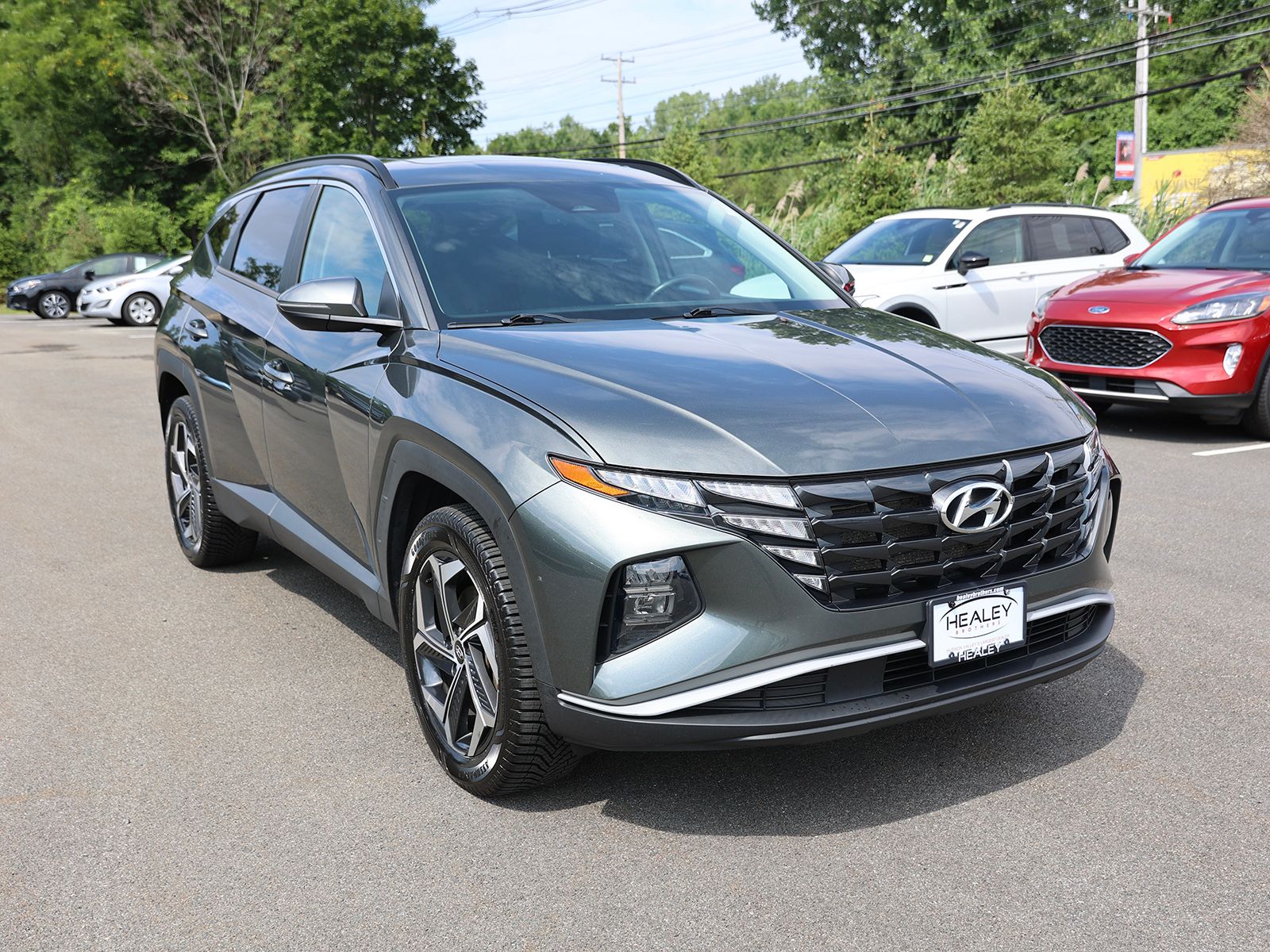 Photo view of 2022 Hyundai Tucson in Gray
