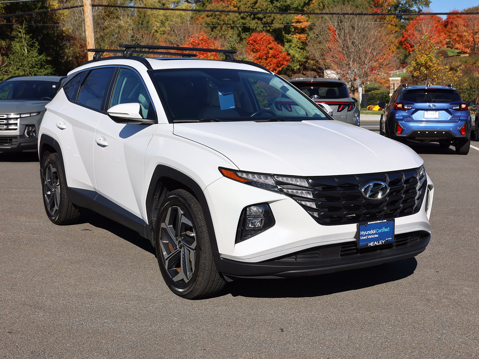 Photo view of 2024 Hyundai Tucson in White