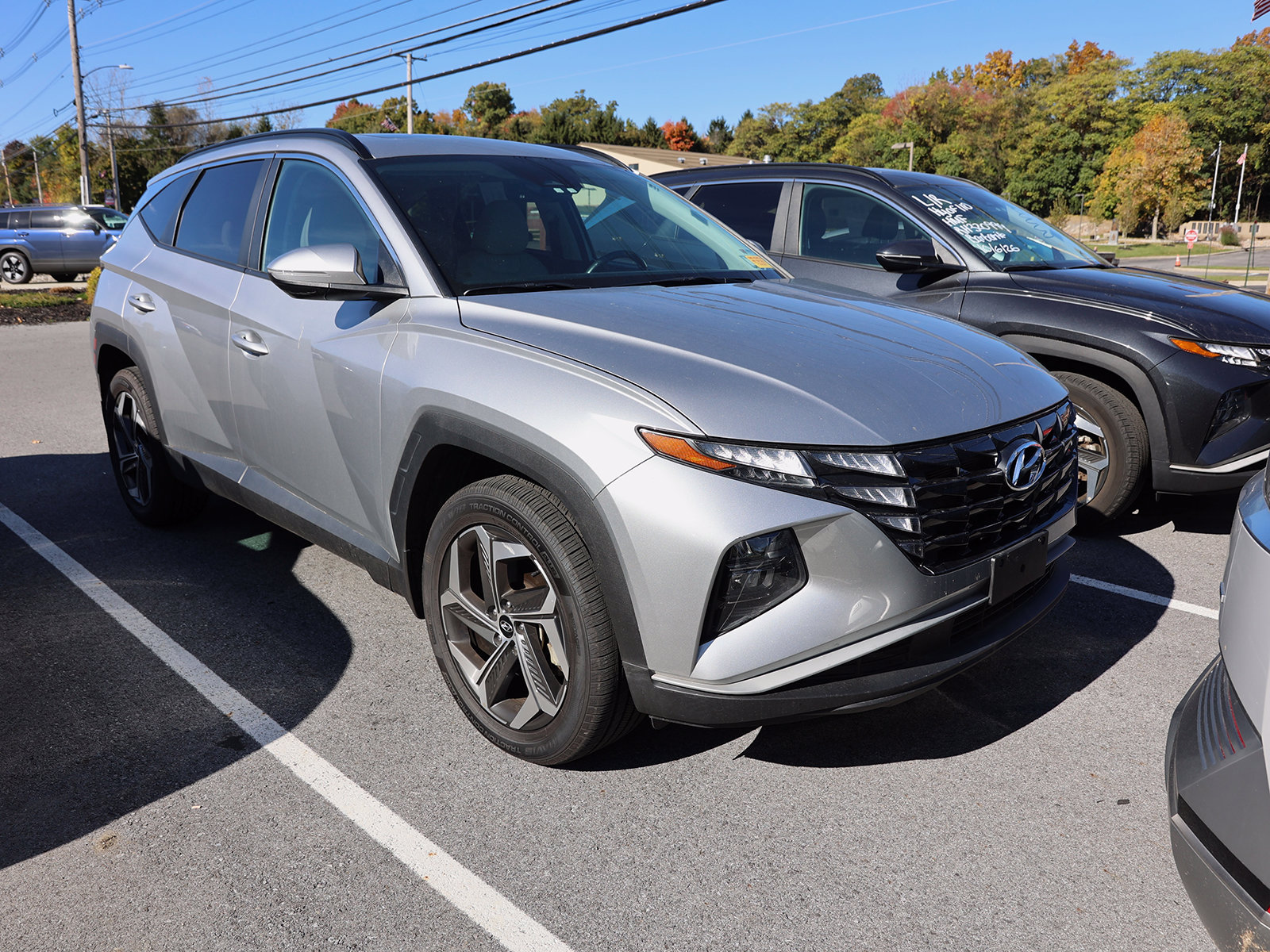 Photo view of 2024 Hyundai Tucson in Silver