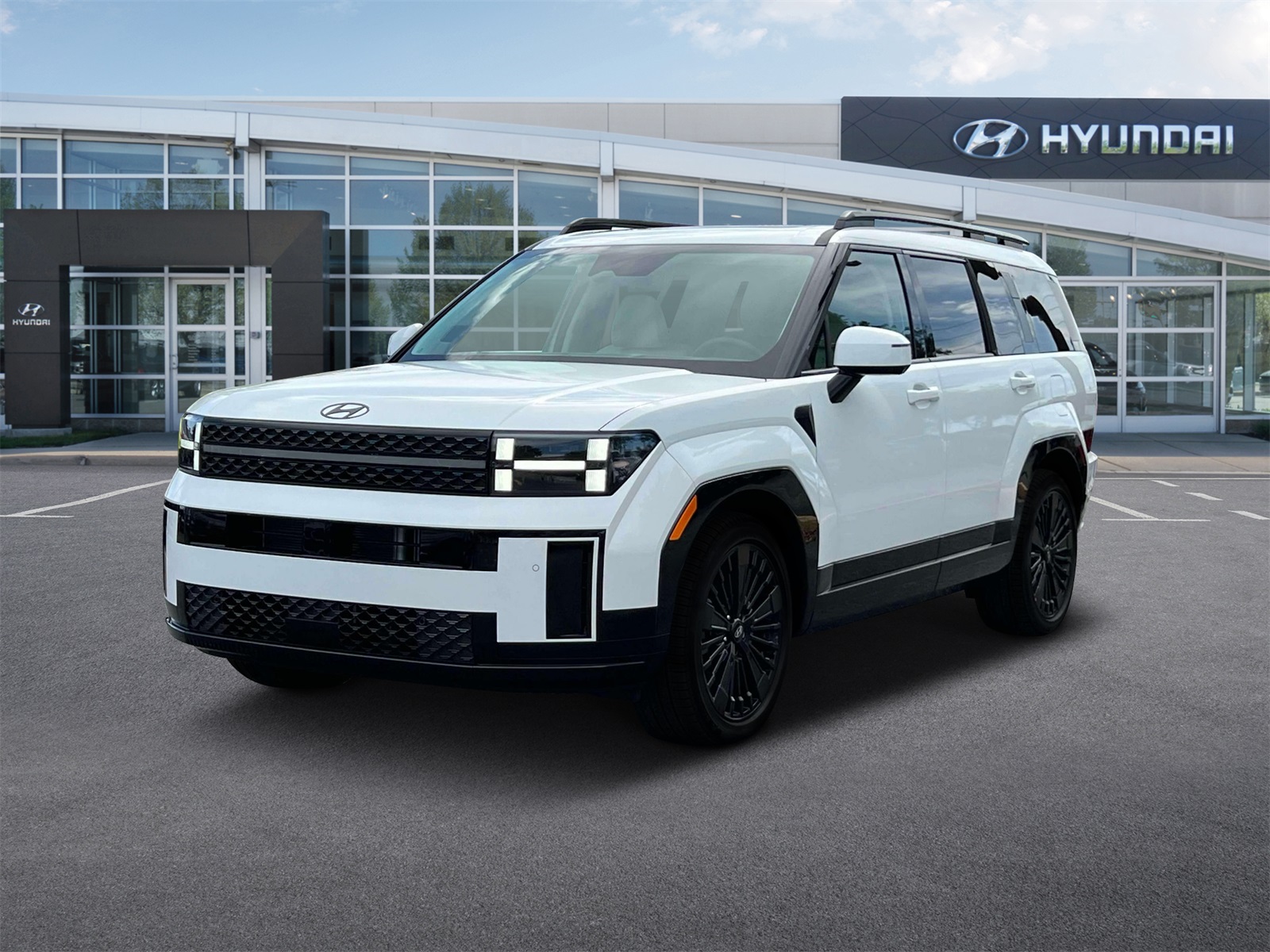 Photo view of 2025 Hyundai Santa Fe Hybrid in White