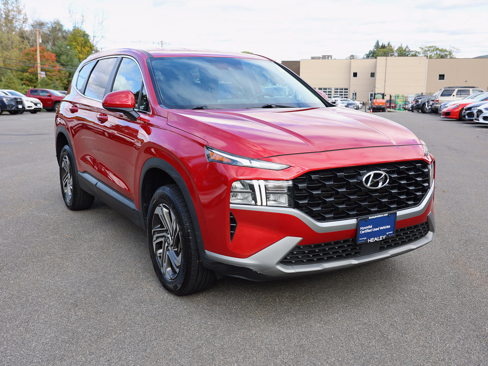 Photo view of 2023 Hyundai Santa Fe in Red