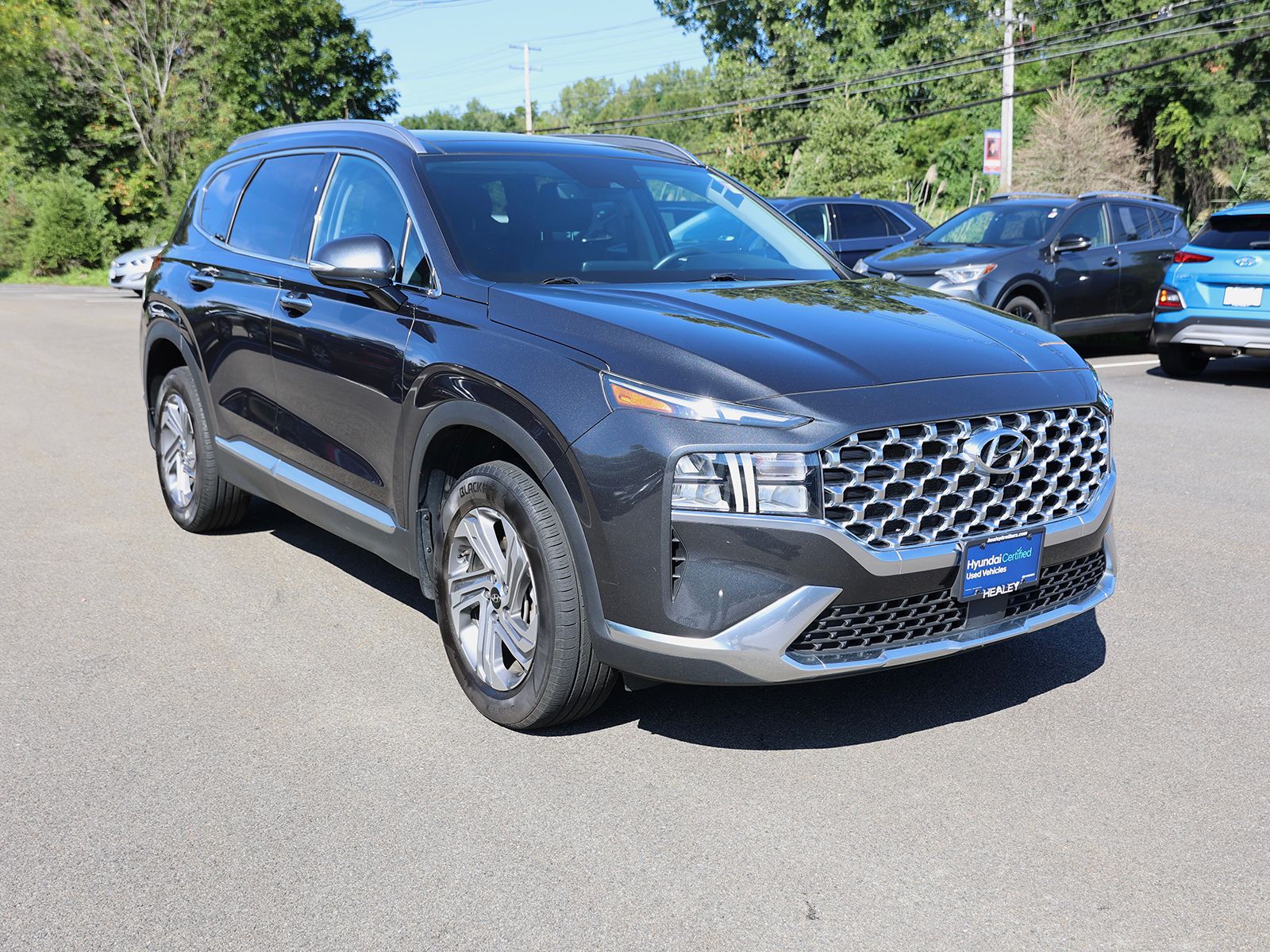 Photo view of 2023 Hyundai Santa Fe in Gray