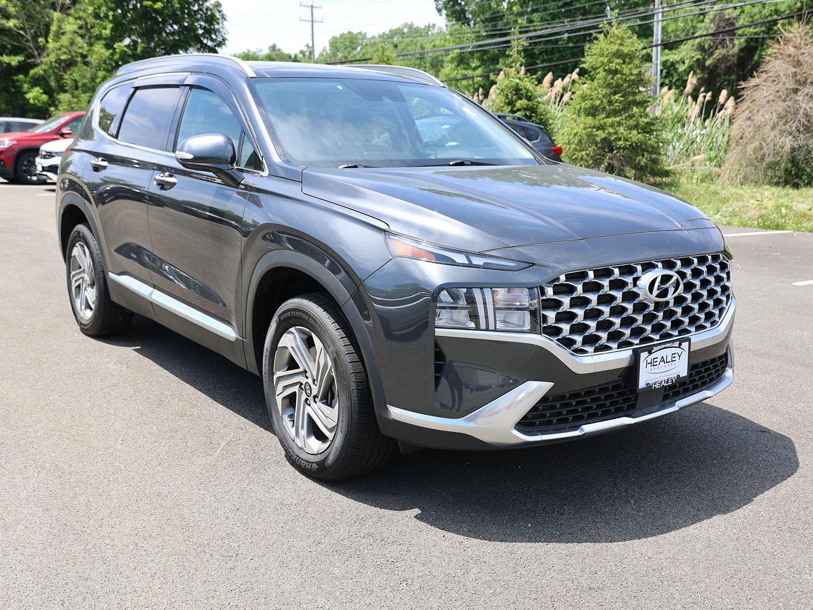 Photo view of 2023 Hyundai Santa Fe in Gray