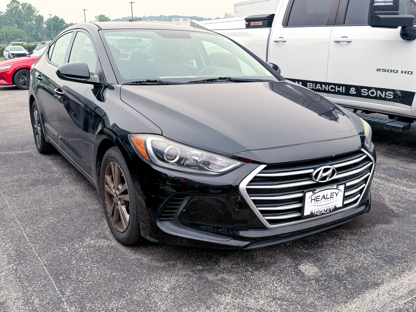 Photo view of 2018 Hyundai Elantra in Black