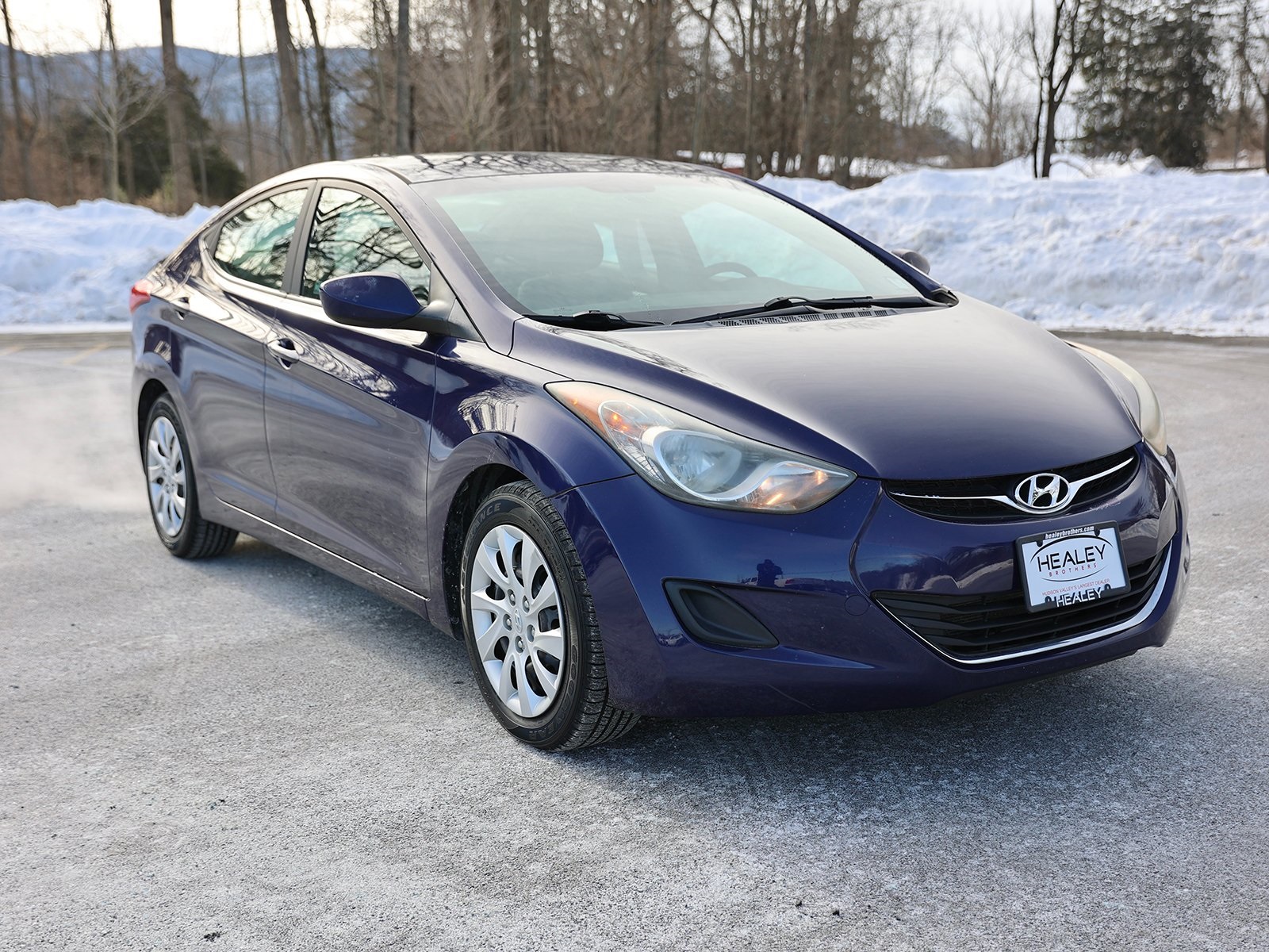 Photo view of 2011 Hyundai Elantra in Blue