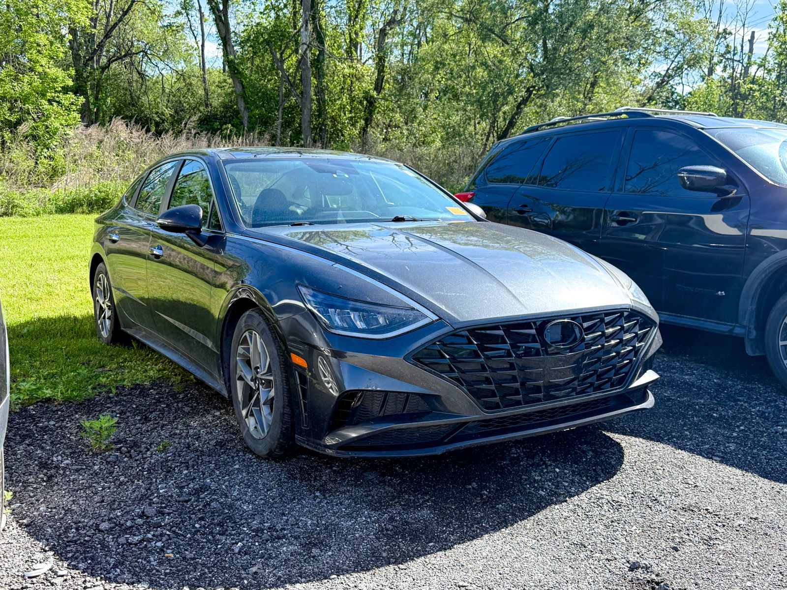 Photo view of 2020 Hyundai Sonata in Gray