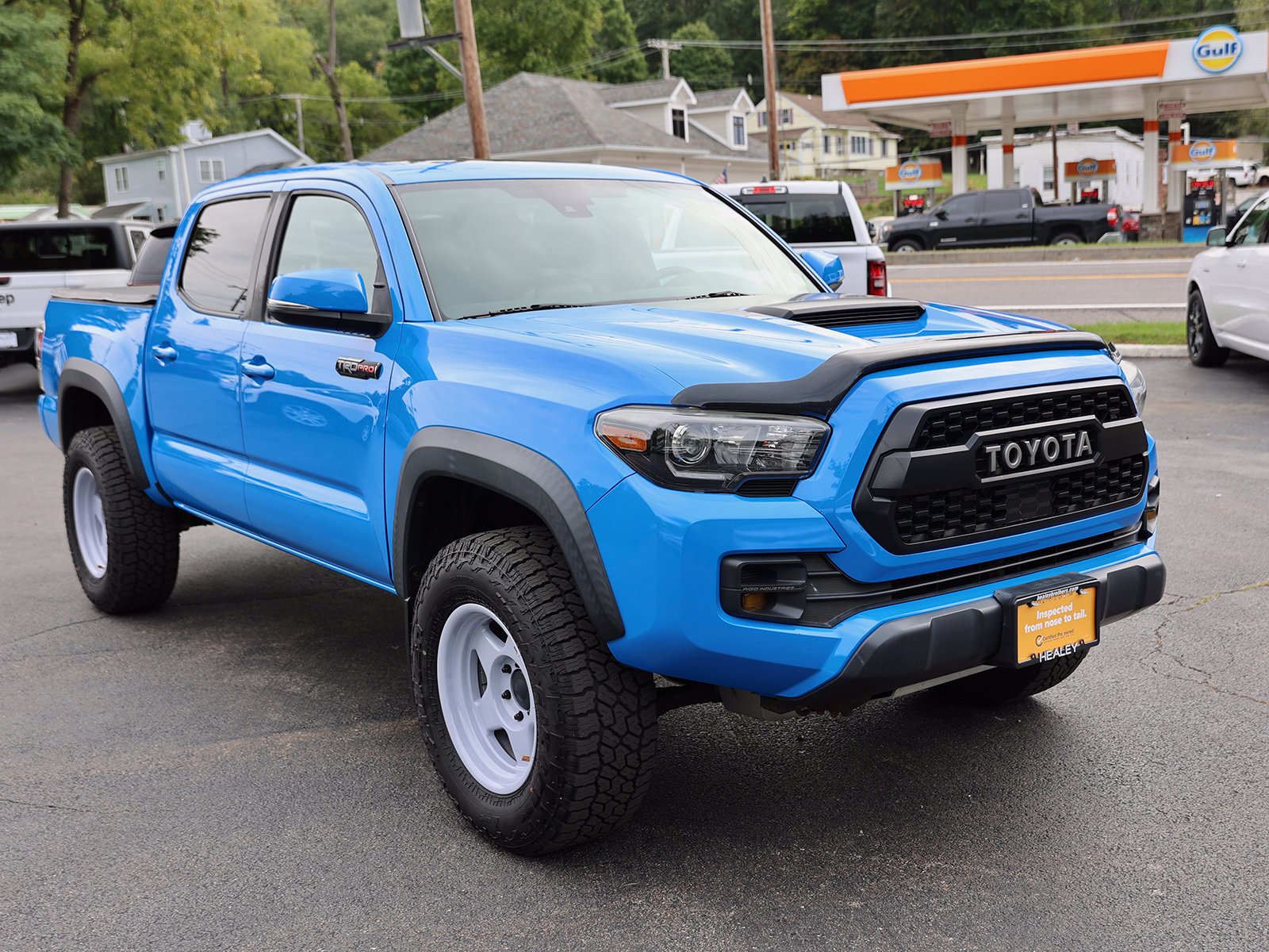 Photo view of 2019 Toyota Tacoma in Blue
