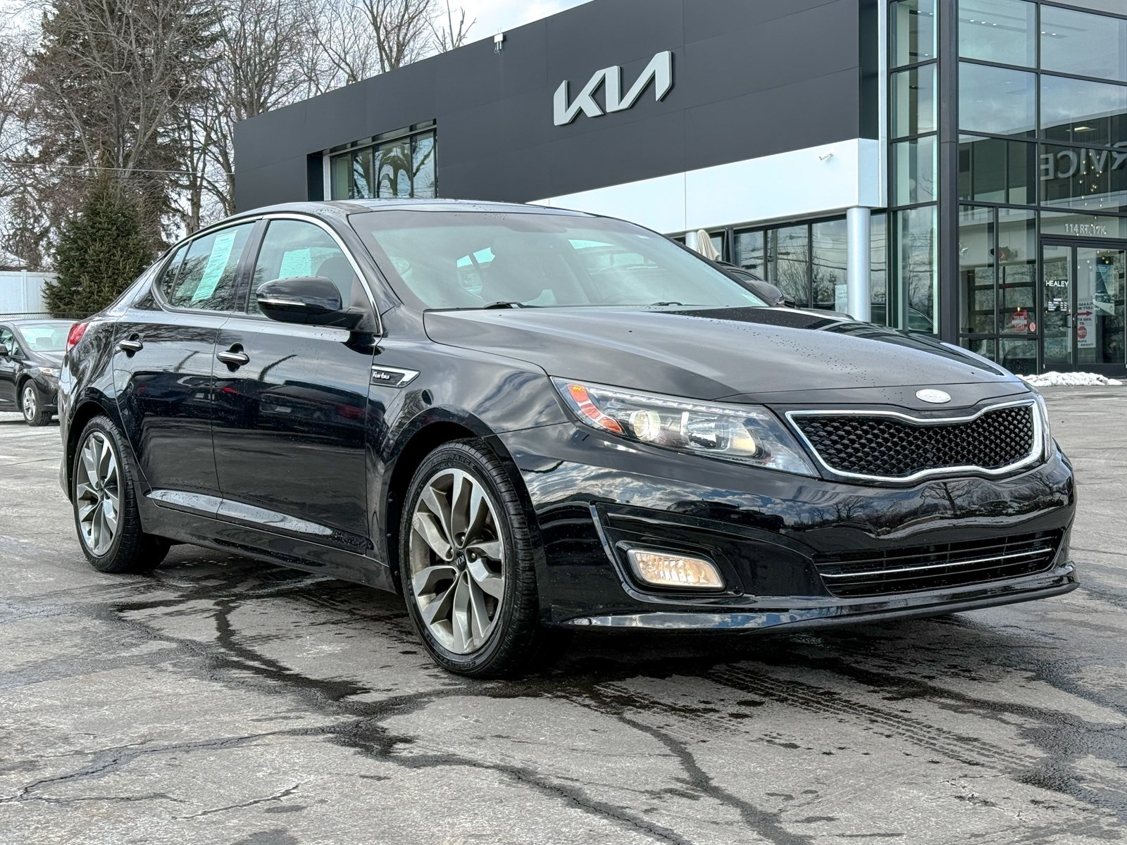 Photo view of 2014 Kia Optima in Black