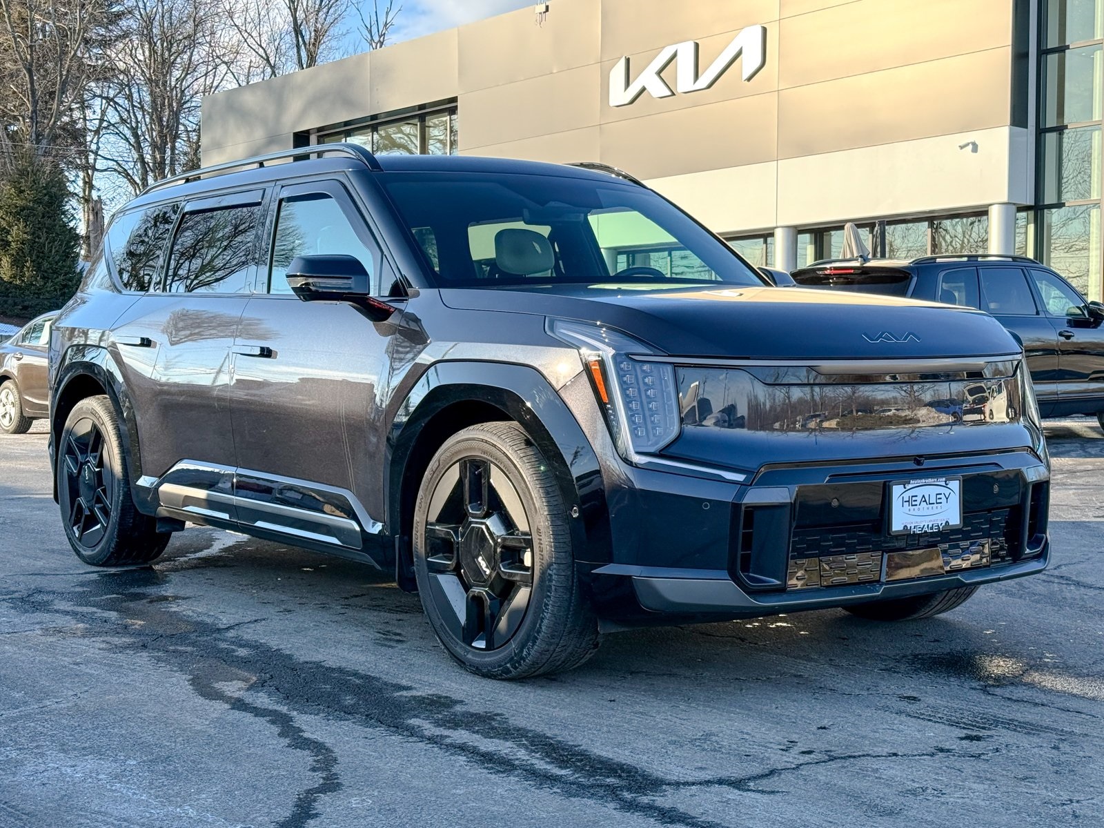 Photo view of 2025 Kia EV9 in Gray