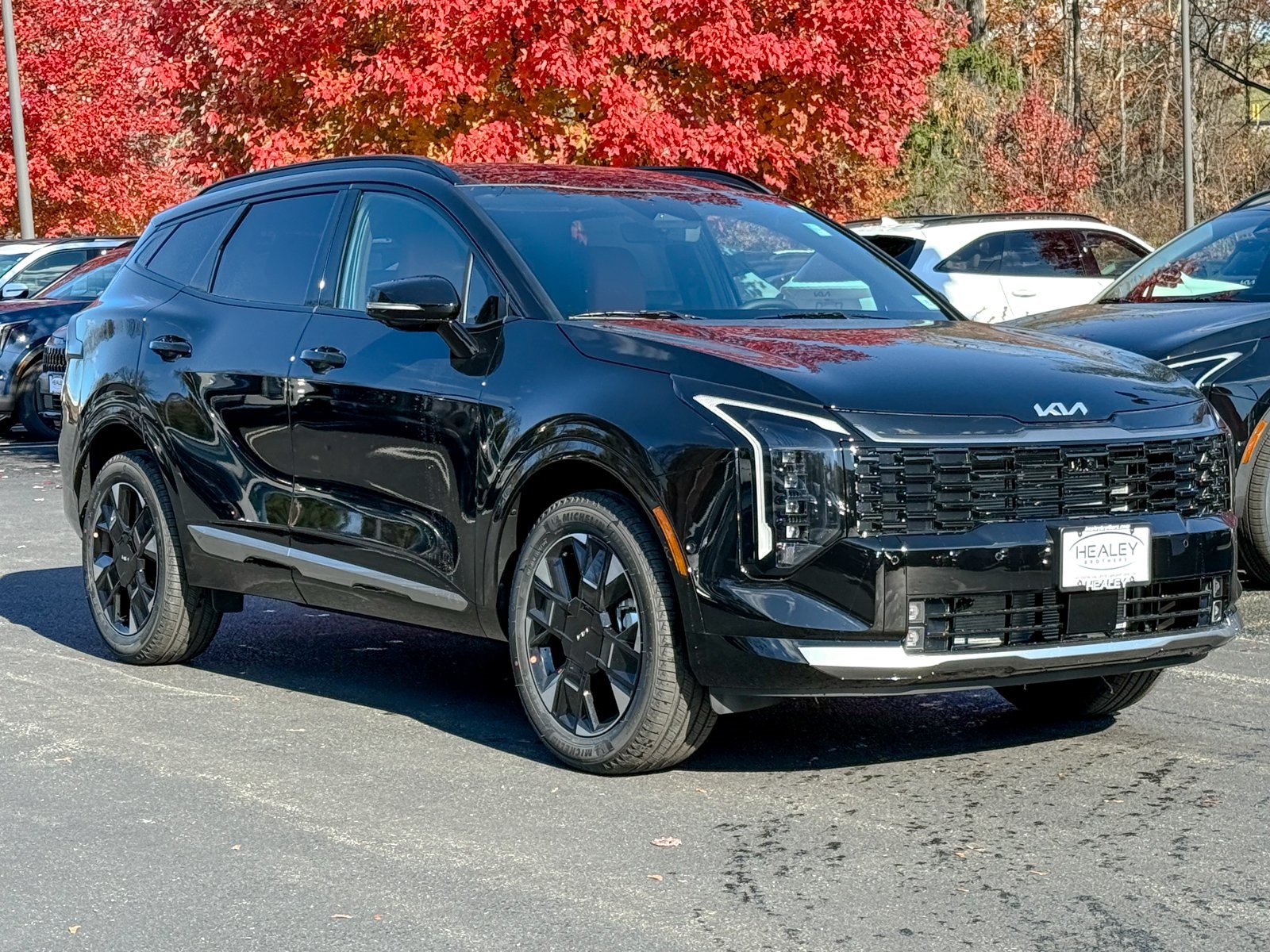 Photo view of 2026 Kia Sportage in Black