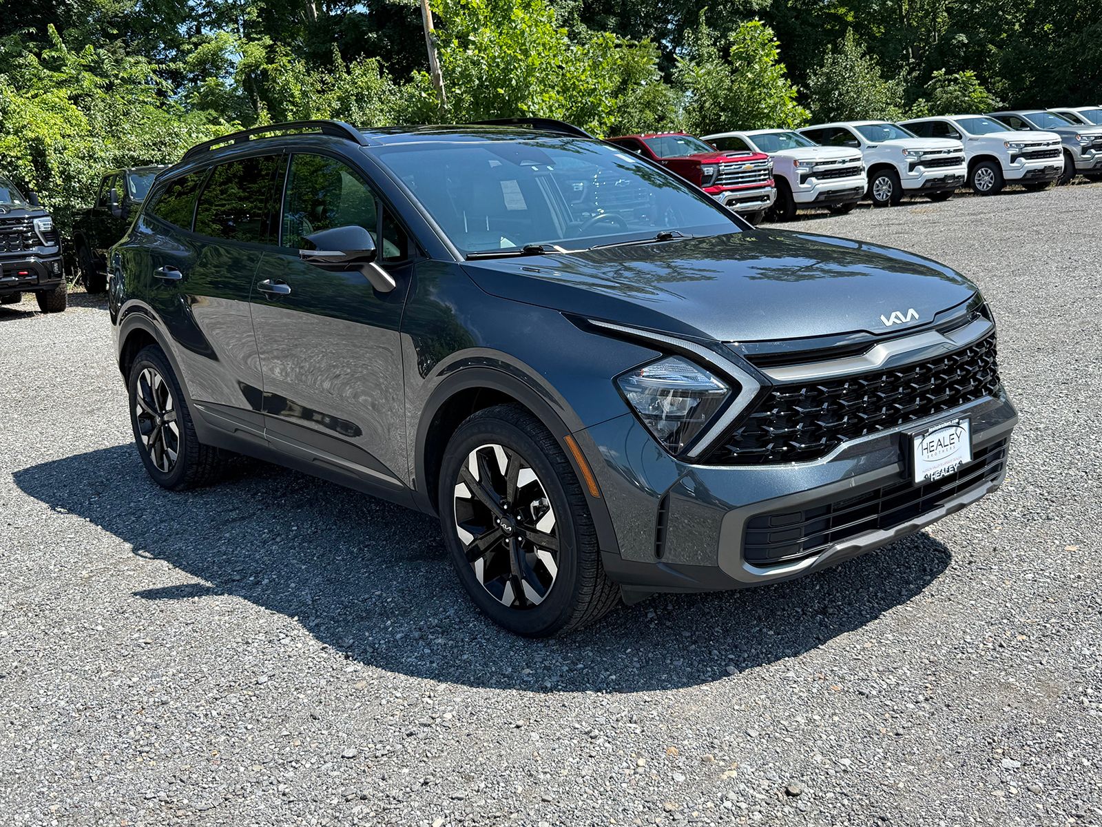 Photo view of 2023 Kia Sportage in Gray
