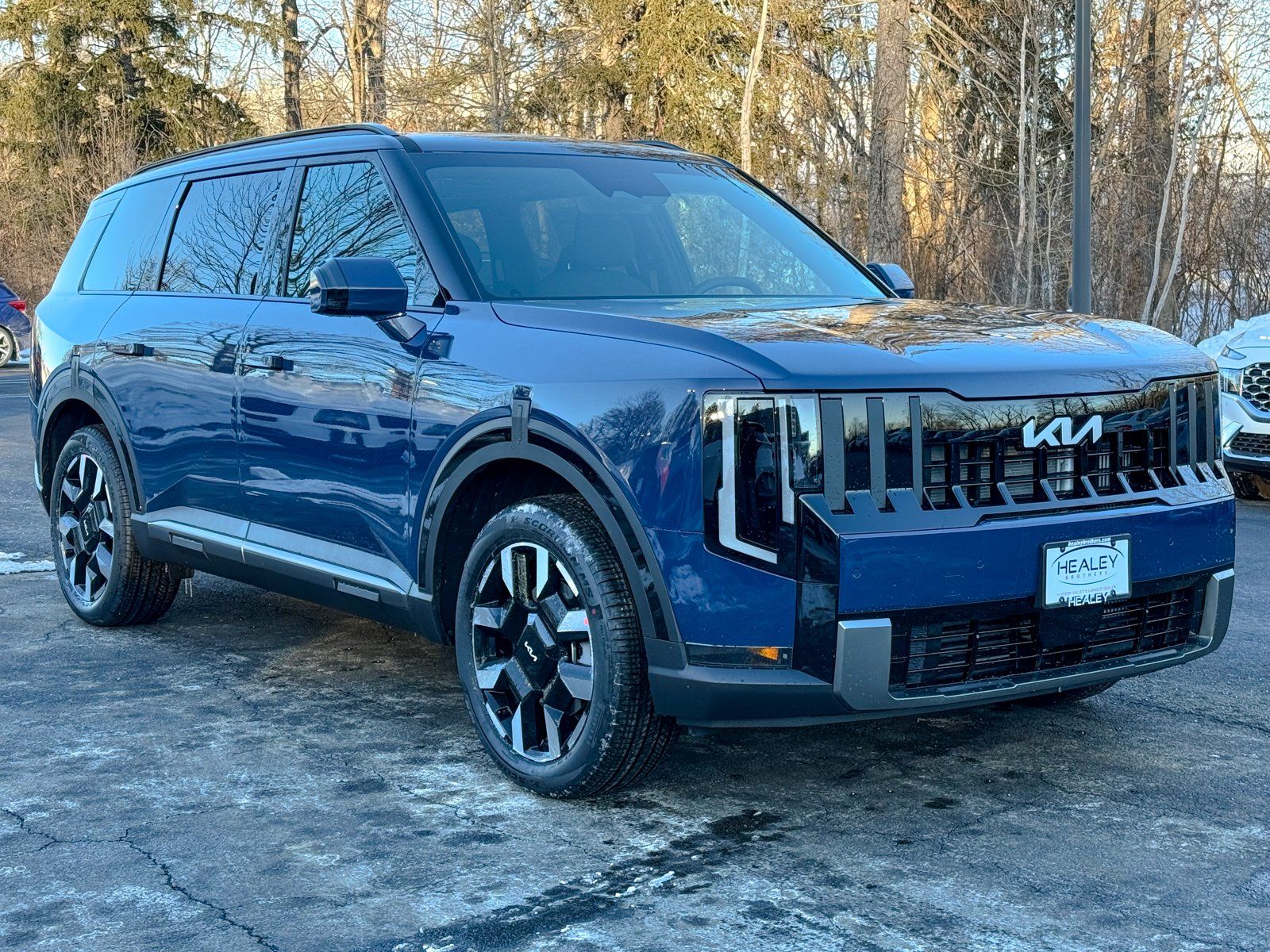 Photo view of 2027 Kia Telluride in Blue