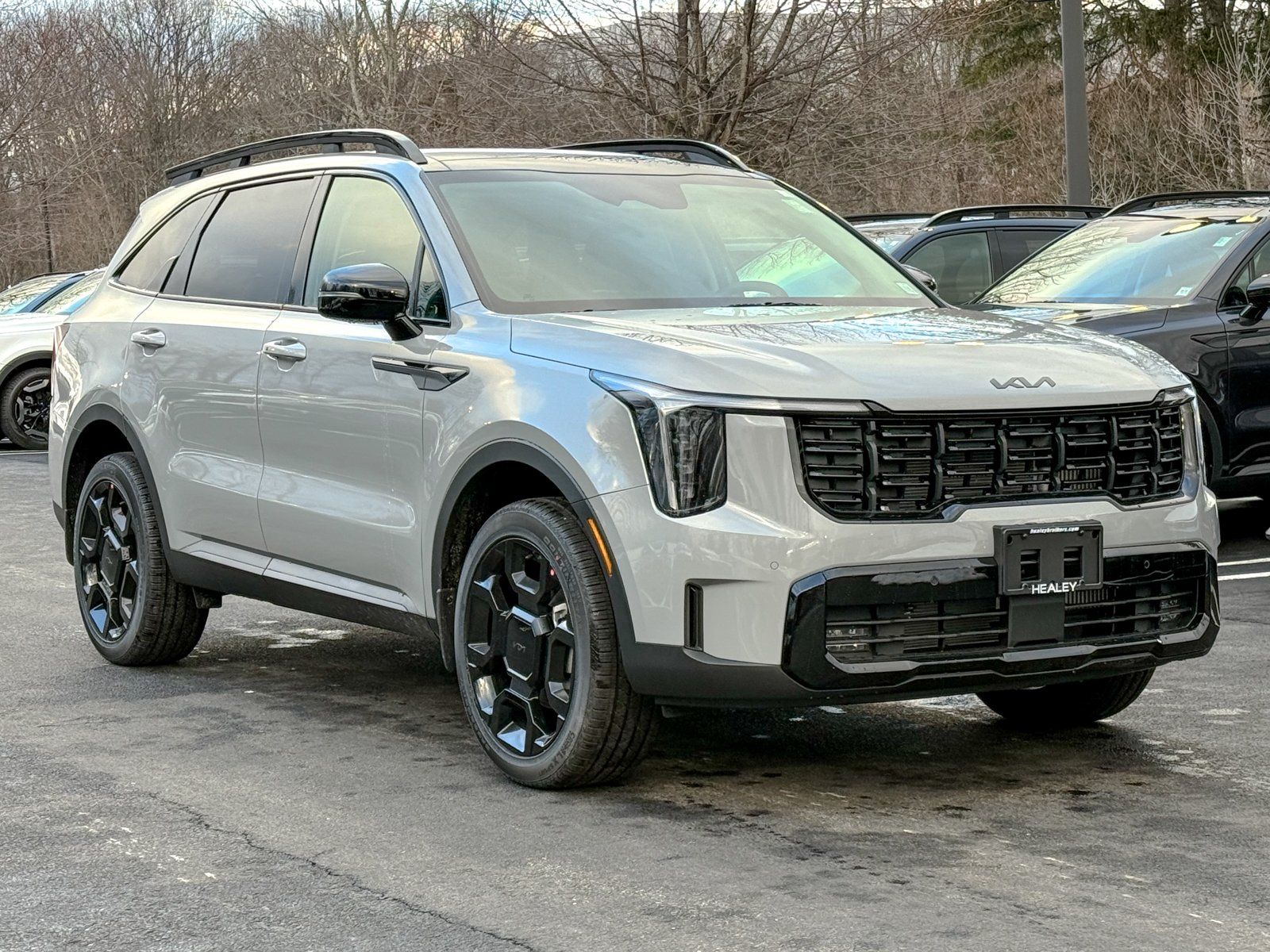 Photo view of 2026 Kia Sorento in Gray