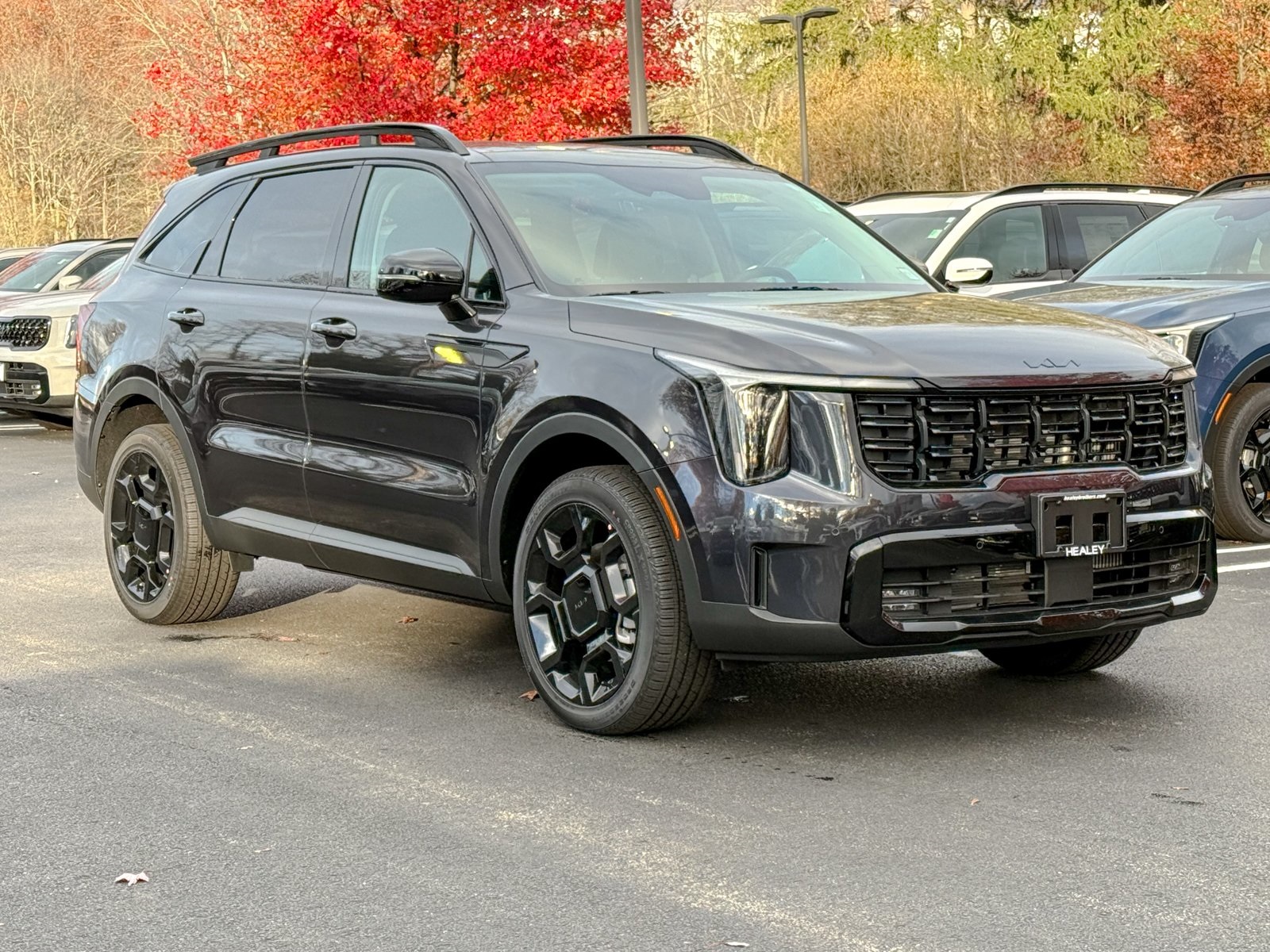 Photo view of 2026 Kia Sorento in Black
