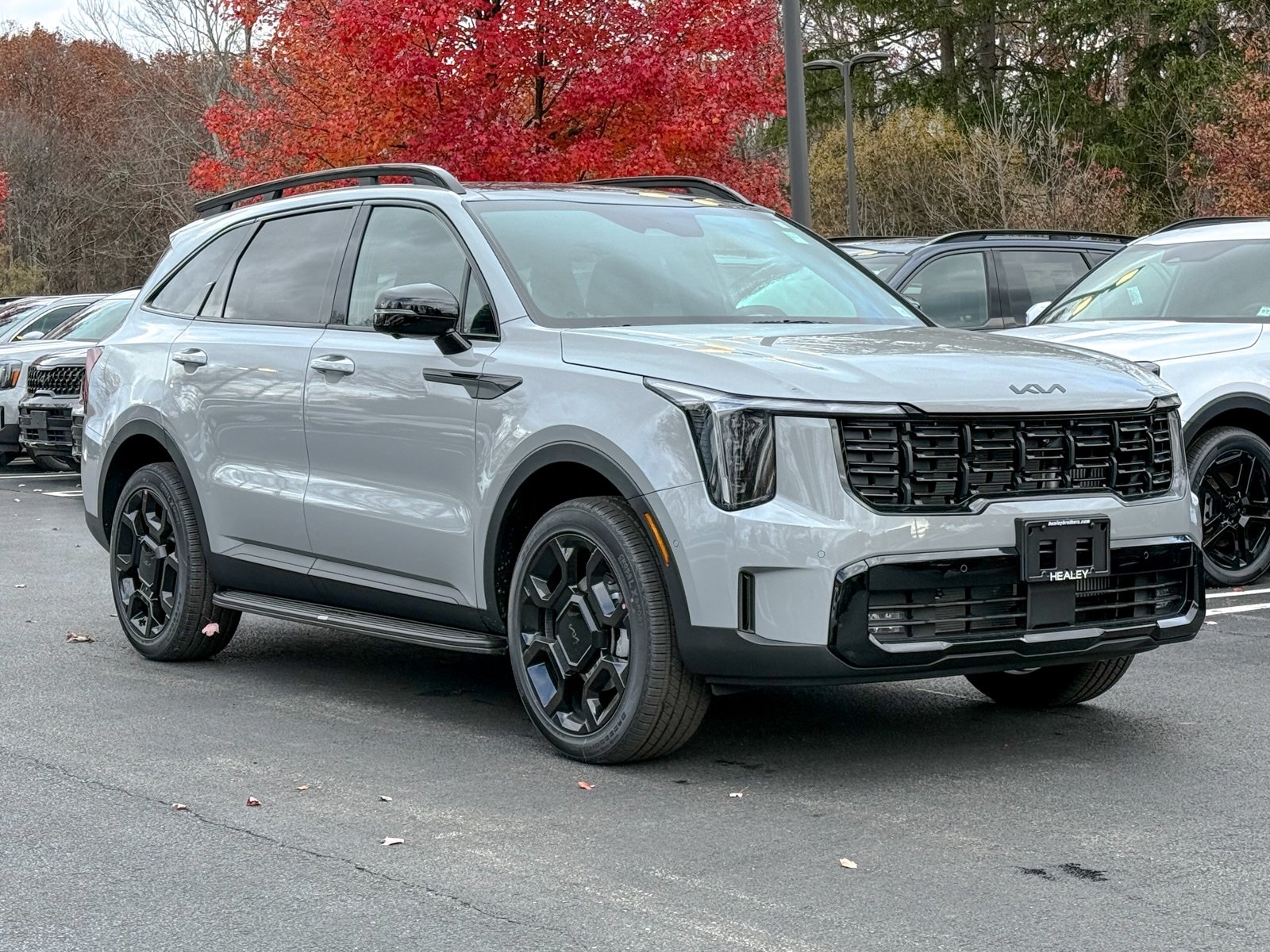 Photo view of 2026 Kia Sorento in Gray