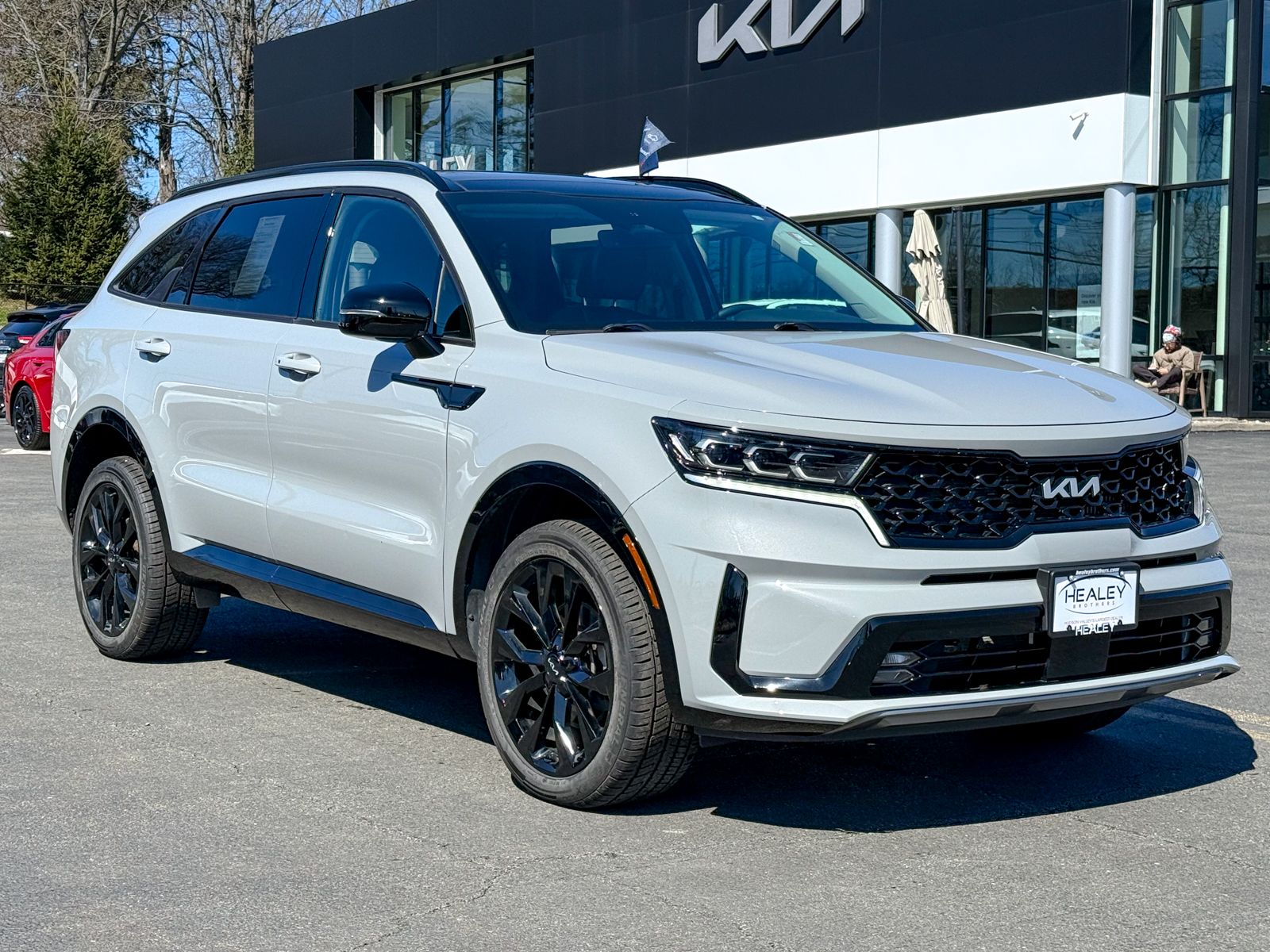 Photo view of 2023 Kia Sorento in Gray