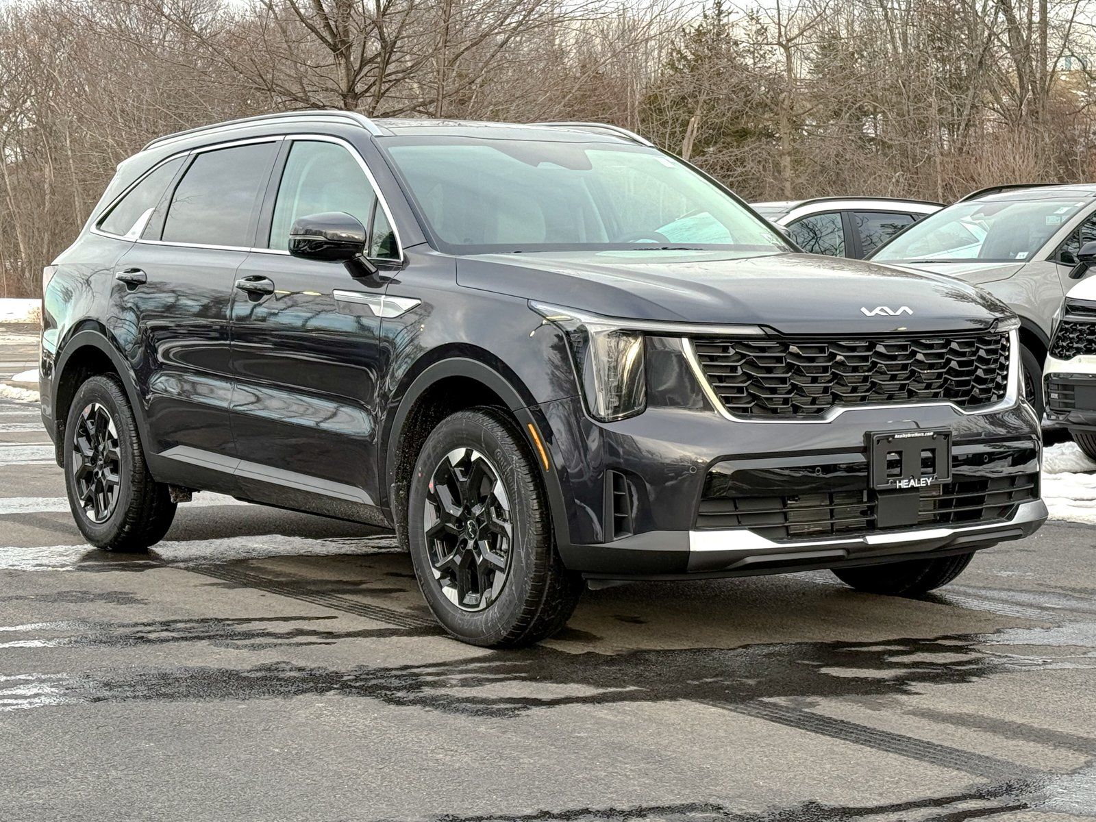 Photo view of 2026 Kia Sorento in Black