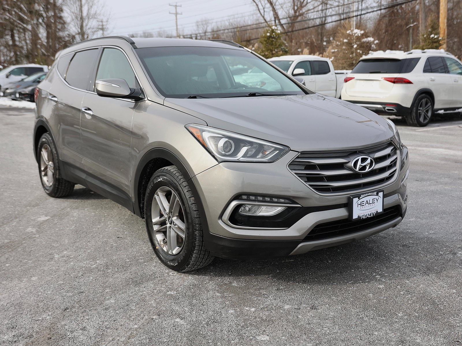 Photo view of 2018 Hyundai Santa Fe Sport in Gray