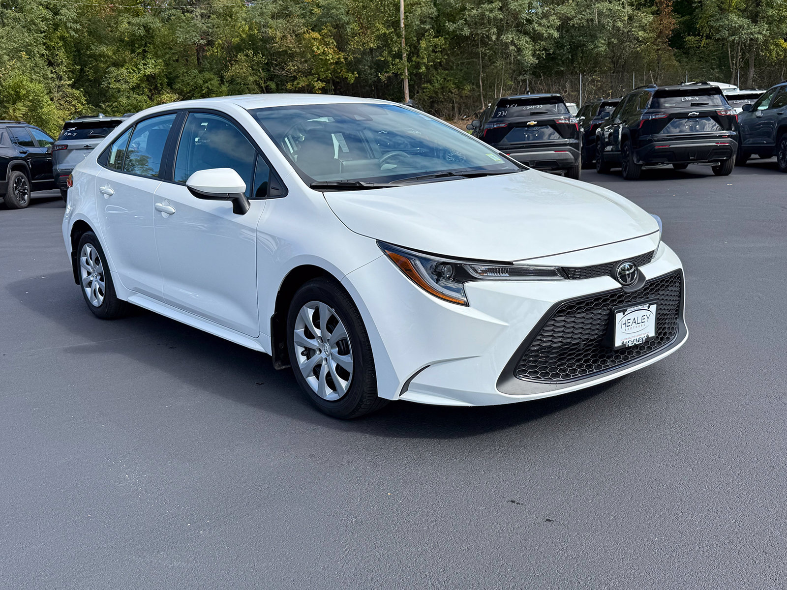 Photo view of 2021 Toyota Corolla in White