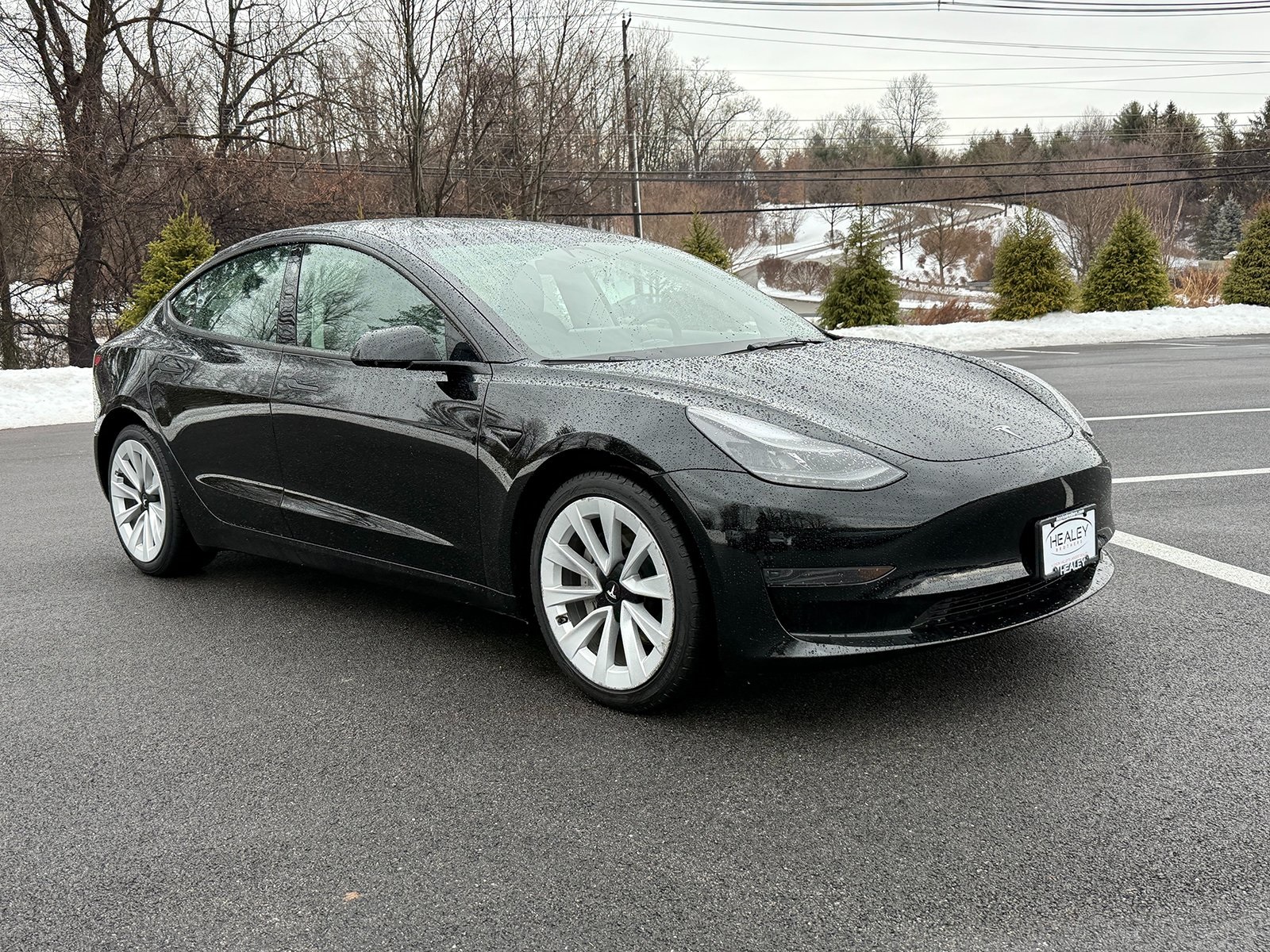 Photo view of 2023 Tesla Model 3 in Black