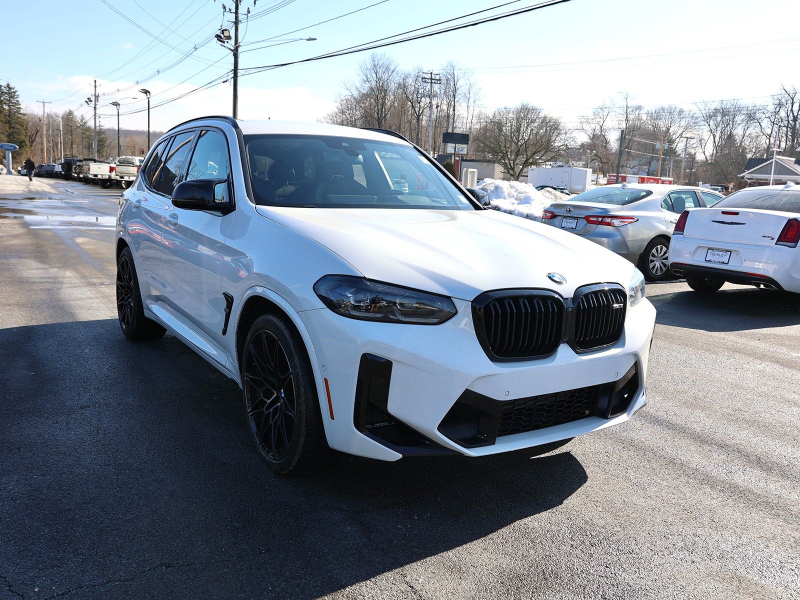 Photo view of 2024 BMW X3 M in White